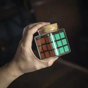 Cube in Bottle